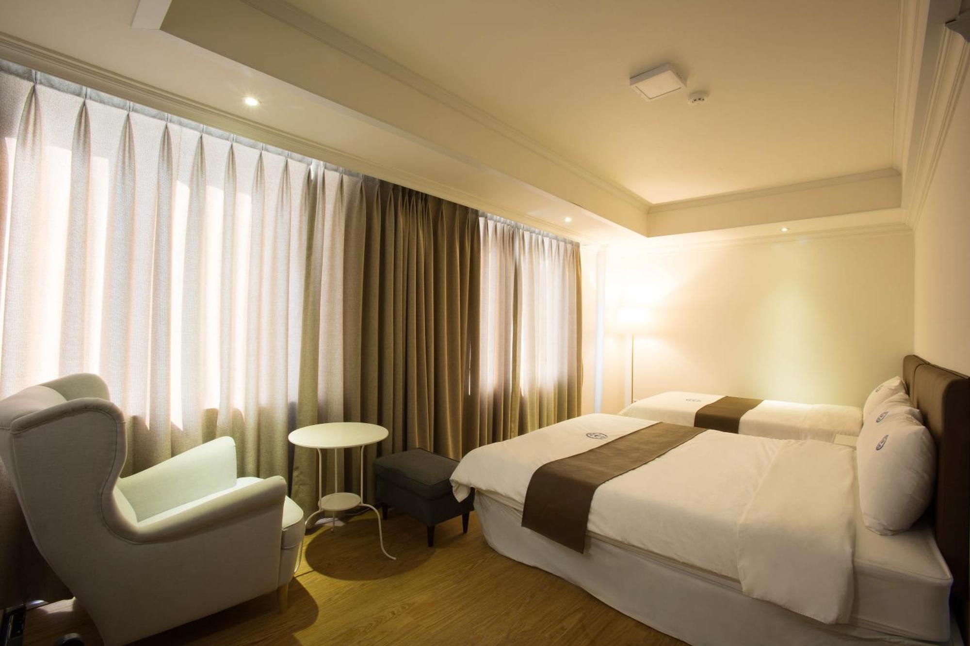 Hillside Hotel Busan Bagian luar foto