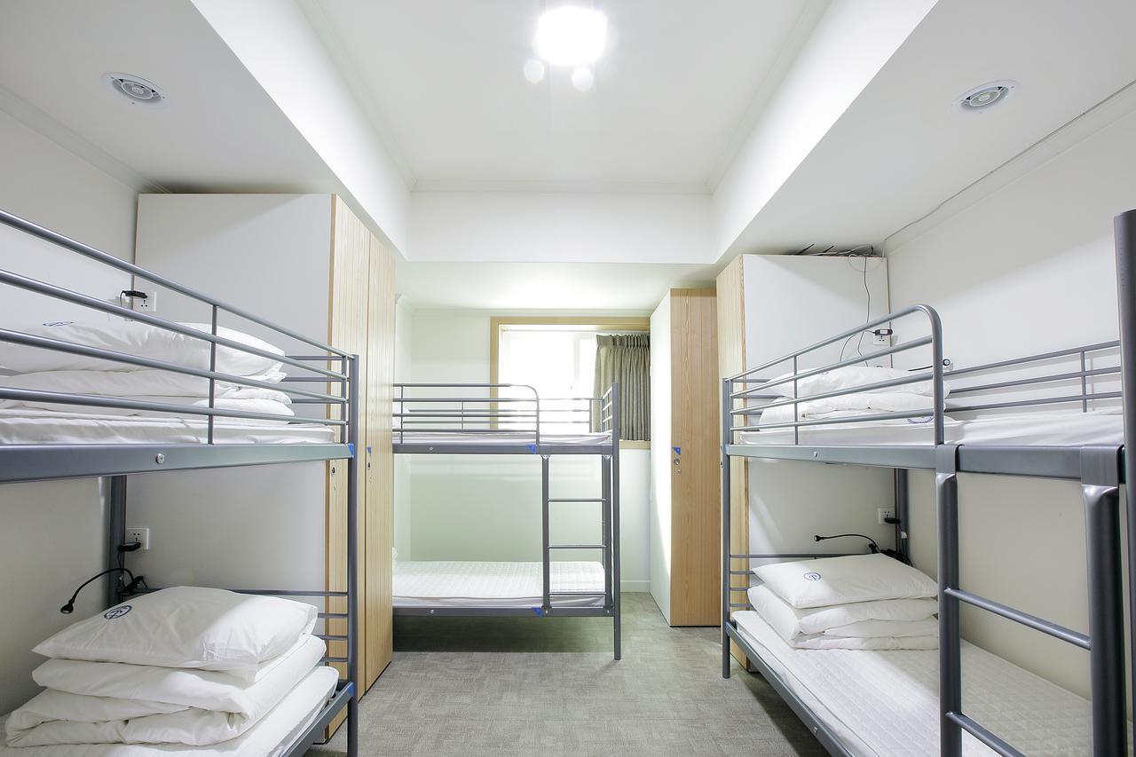Hillside Hotel Busan Bagian luar foto