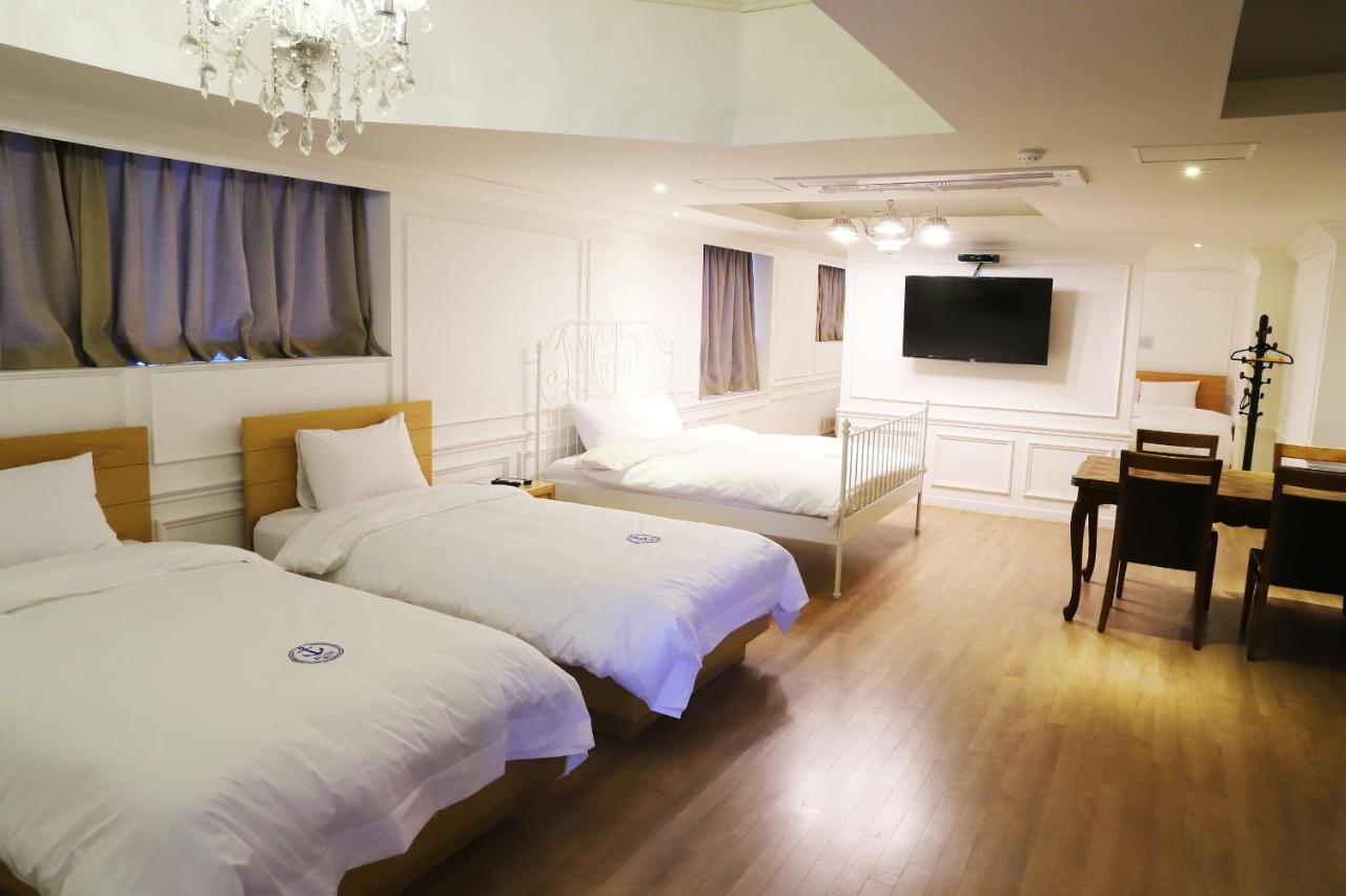 Hillside Hotel Busan Bagian luar foto