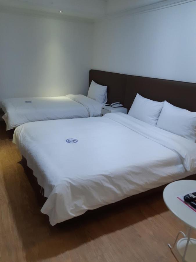 Hillside Hotel Busan Bagian luar foto