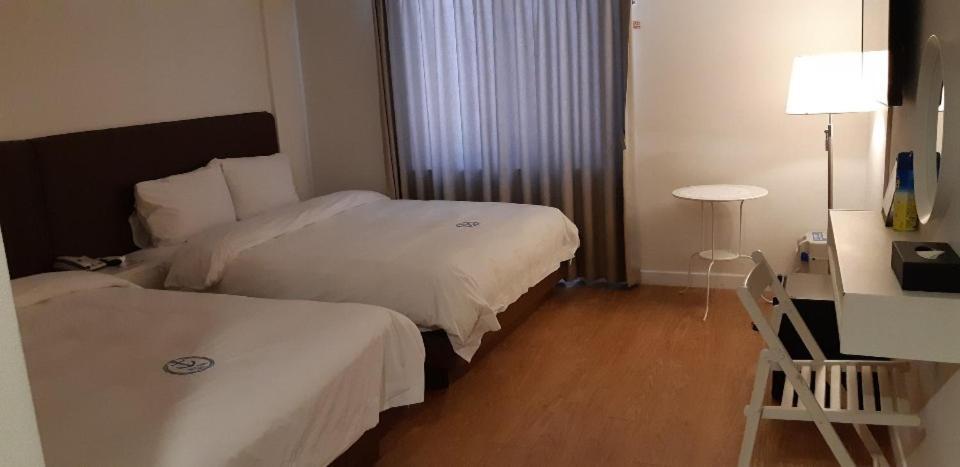 Hillside Hotel Busan Bagian luar foto